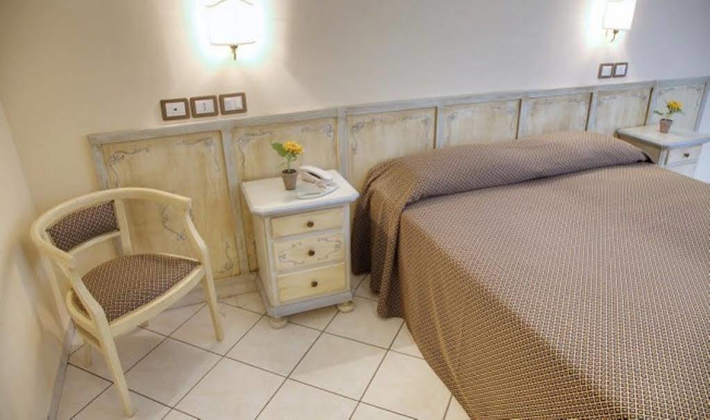 Villa Santa Margherita - B&B Cortona Buitenkant foto